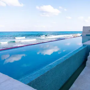 4* Hotell The Mint